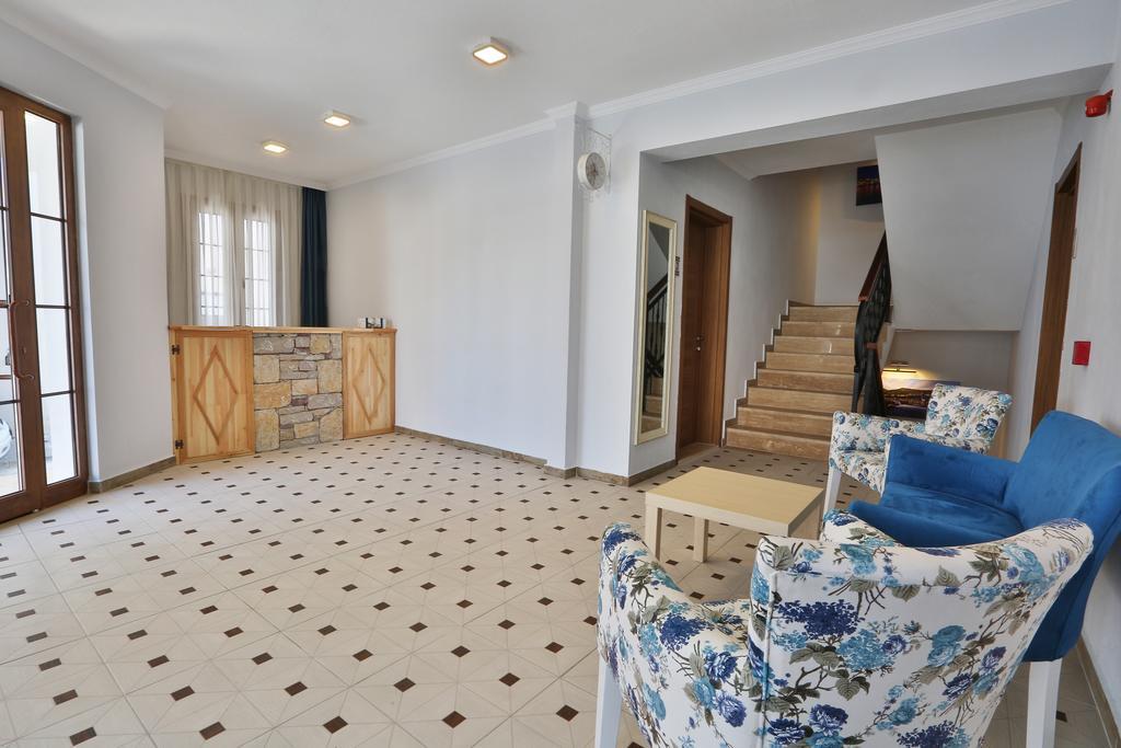 Emre Hotel 10Oda 닷차 외부 사진